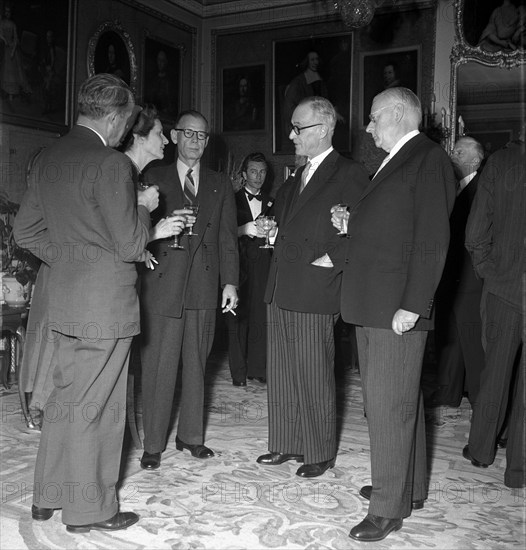 W. Bedell Smith and spouse, duty call, courtesy visit in Berne 1951.