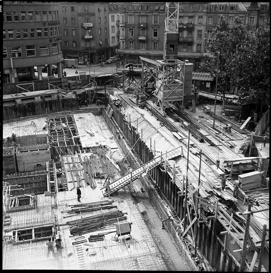 Building site near department store Jemoli, Zurich ca. 1960.