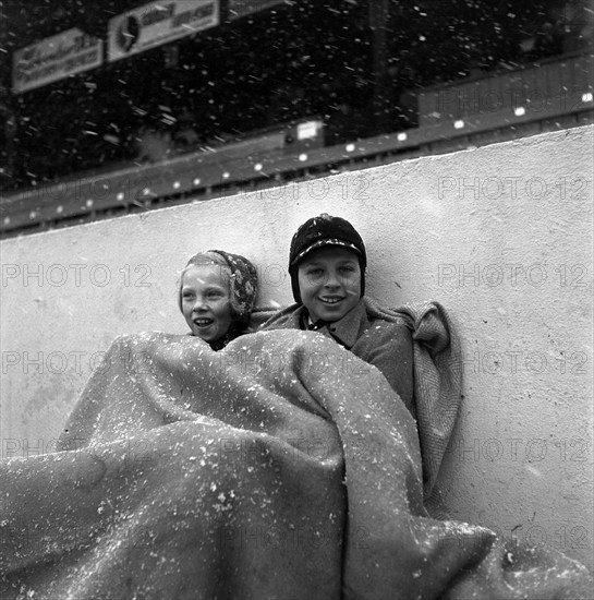 Hockey World Championship Zurich/Basle 1953, spectators.