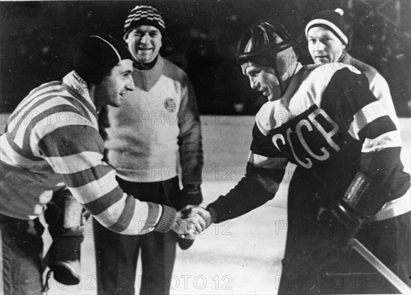 International ice hockey match Soviet Union - Switzerland, Moscow, 1954: Poltera, Kusin.