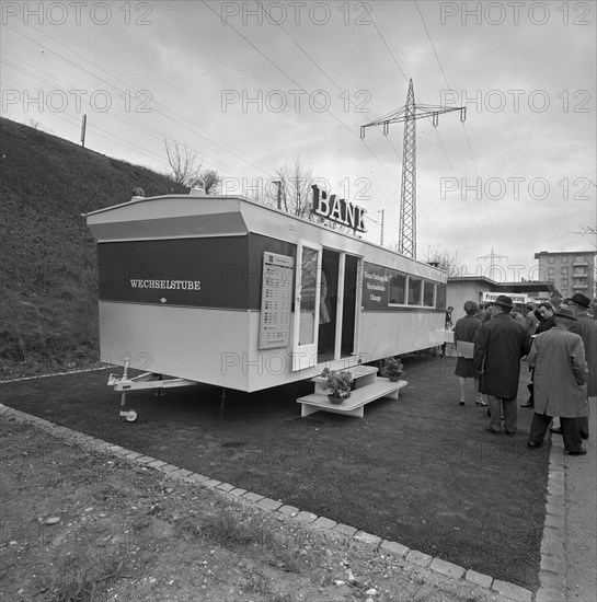 Bank change office in a mobile interim solution: a camper, Basle 1966.