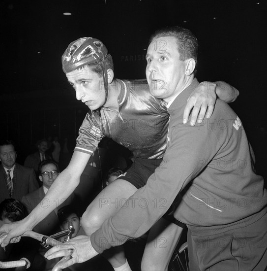 6 Days Race in Zurich: Tom Simpson, ca. 1960.