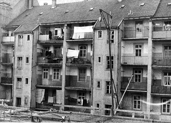 Landlord removes windows and doors to get rid of no longer welcomed tenants, Basle 1959.