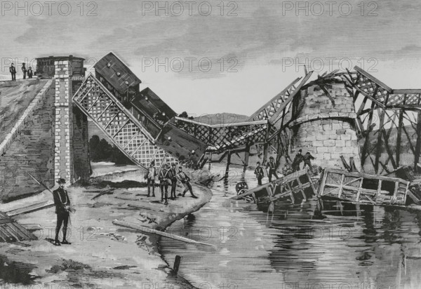 History of Spain. Alcudia bridge disaster. Located at kilometre 279 of the railway line from Madrid to Ciudad Real and Badajoz, between the stations of Almadenejos and Chillon. The bridge collapsed suddenly in the early hours of 27 April 1884, when mixed train number 51 passed, plunging the locomotive, the tender, four cattle cages and seven wagons with numerous passengers to the bottom of the river. Fifty-nine people lost their lives, most of them recently discharged soldiers. Drawing by Manuel Alcazar. Engraving by Rico. Detail. La Ilustracion Espanola y Americana (The Spanish and American Illustration), May 8, 1884.