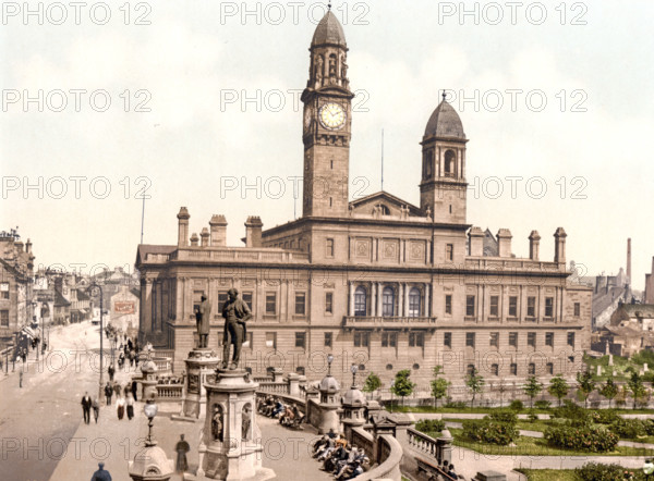 Dunn Square In Paisley