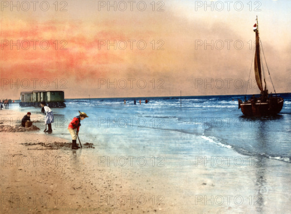 Women's bathhouse, around 1895, historical, digitally restored reproduction from an original from the 19th century.