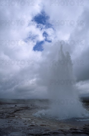 ICELAND, Geysir, Eruption of Strokkur Geyser.