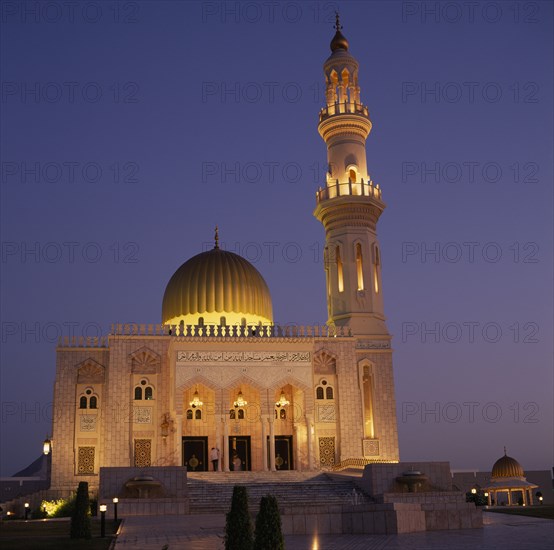 OMAN, Capital Area, Al Khuwair, Zawawi Mosque illuminated at night