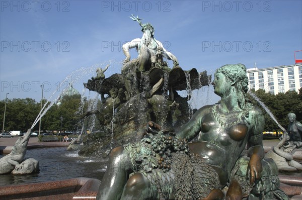 GERMANY, Berlin, Fountain of Neptune near Alexanderplatz