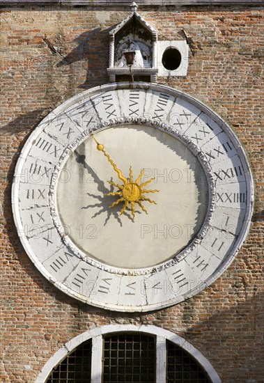 ITALY, Veneto, Venice, The clock of San Giacomo di Rialto in the San Polo and Santa Croce district. The clock dating from 1410 has been a notoriously bad time-keeper