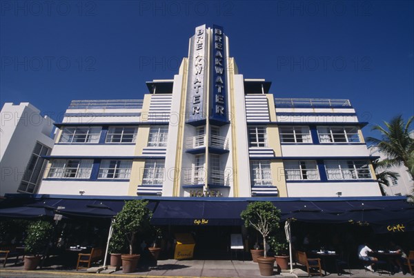 USA, Florida, Miami , South Beach. Ocean Drive. Art Deco Break water Hotel exterior