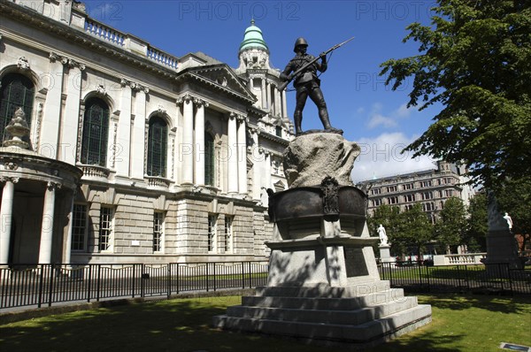 Northern Ireland, Belfast, Exterior view of the City Hall