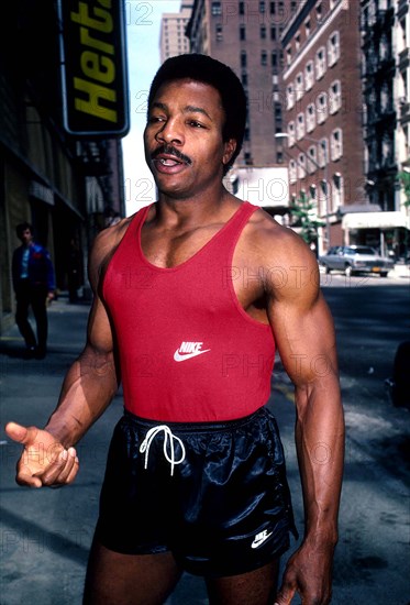 Carl Weathers